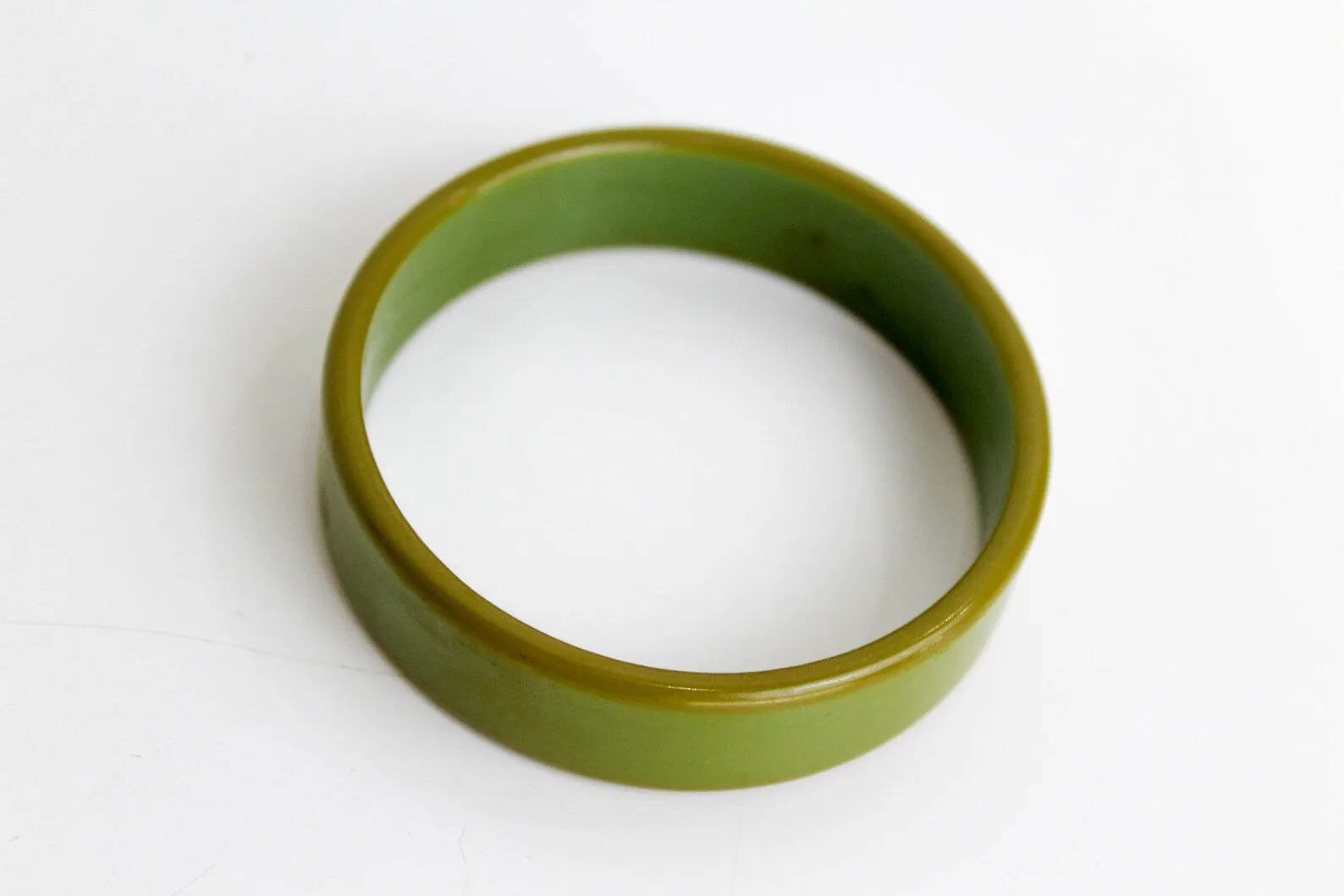 1940s Bakelite Olive Green Wide Bangle Bracelet