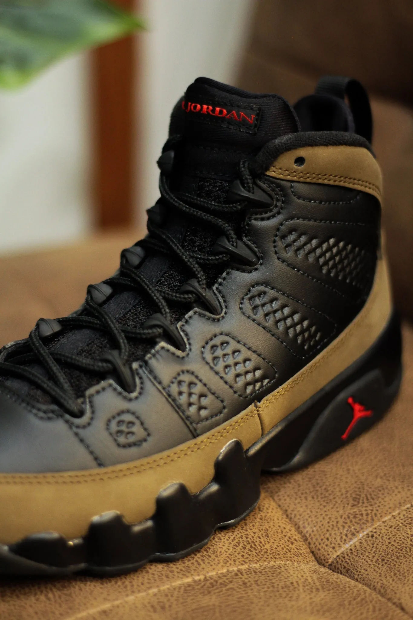 AIR JORDAN 9 RETRO (GS) "LIGHT OLIVE"