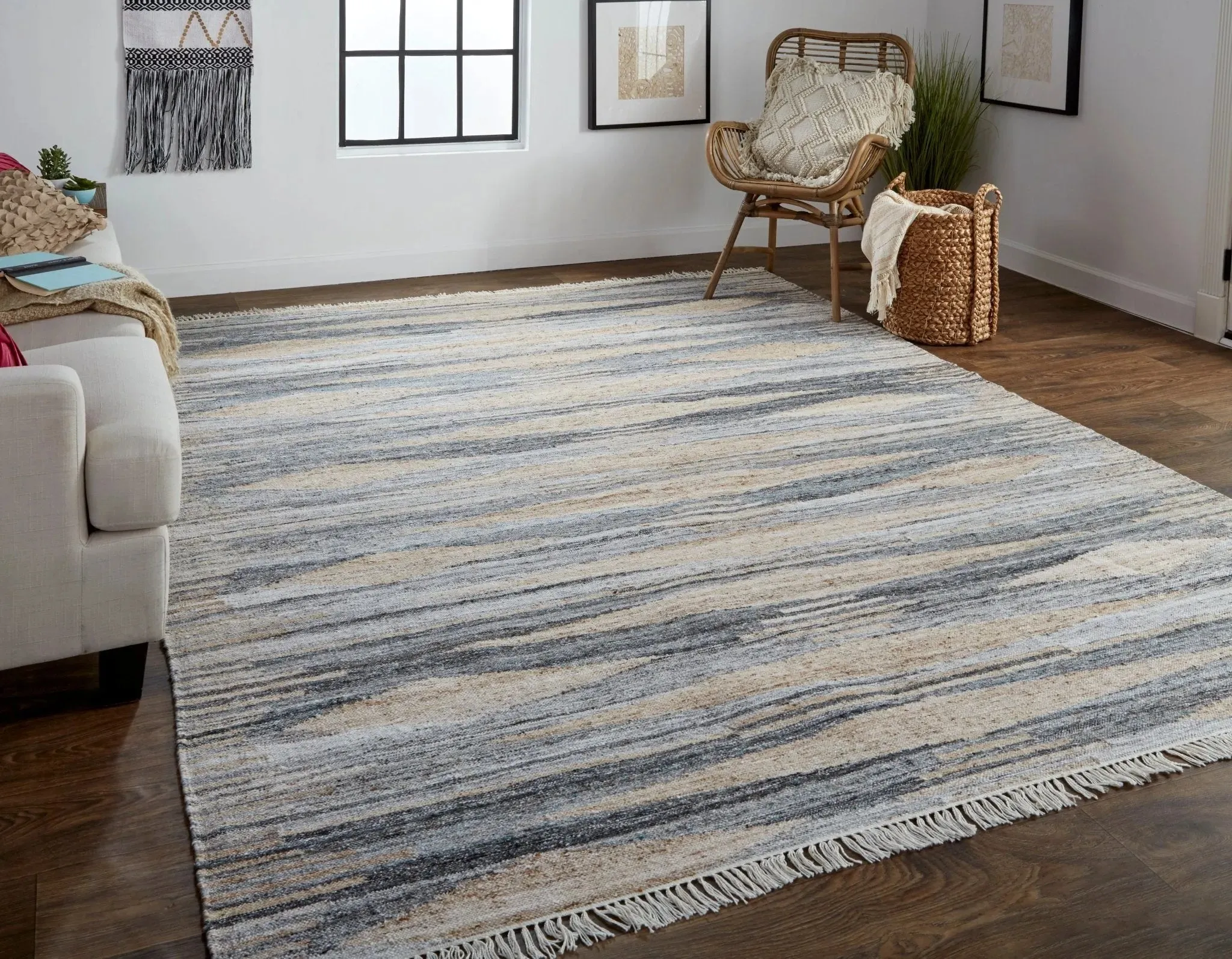 Beckett 8900815F Gray/Tan Rug