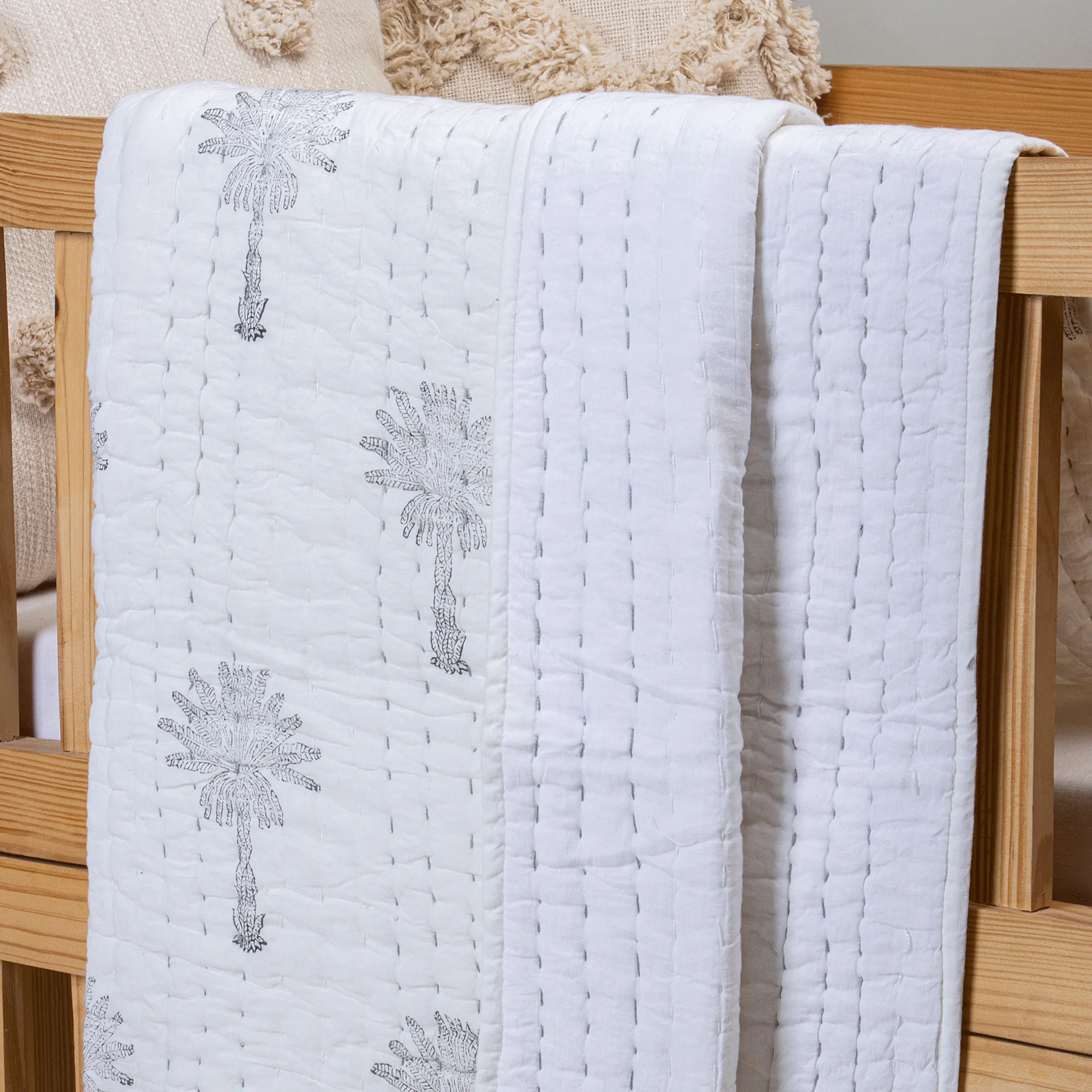 Black Palm Tree Mulmul Soft Cotton Baby Blankets For Summer and Winter