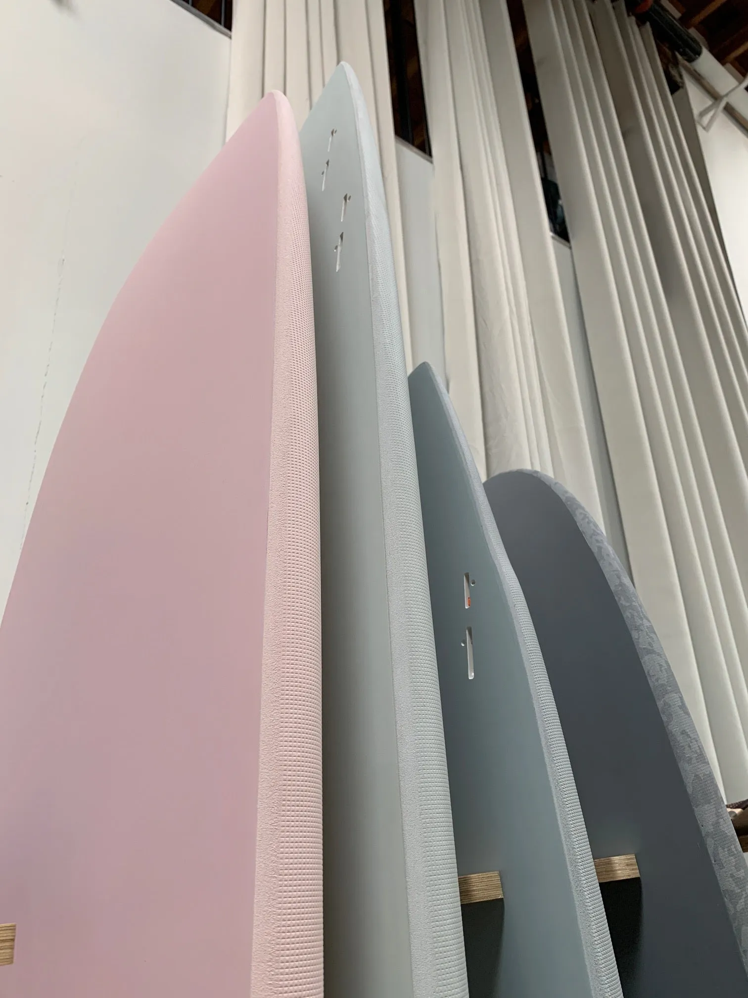 PLAYGROUND - ROSE SOFT TOP SURFBOARD